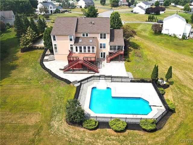 7638 Haylage Circle, Lysander, NY 13027