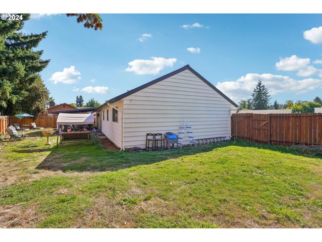 8400 Ne ROYAL St, Vancouver, WA 98662