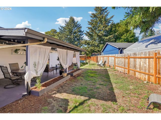 8400 Ne ROYAL St, Vancouver, WA 98662