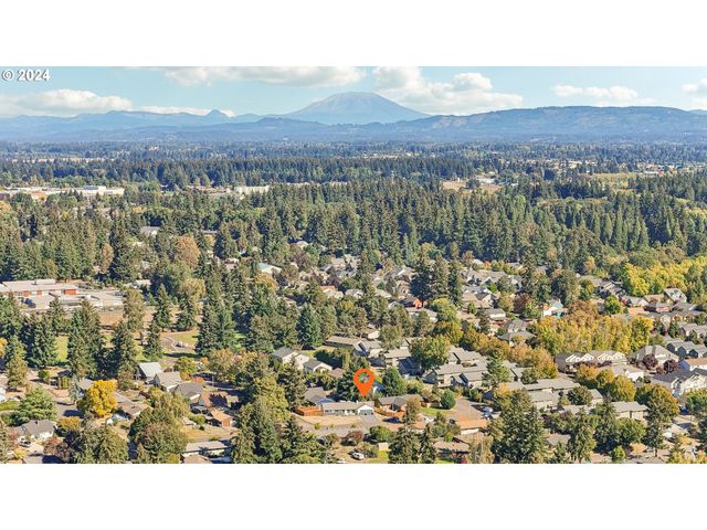 8400 Ne ROYAL St, Vancouver, WA 98662
