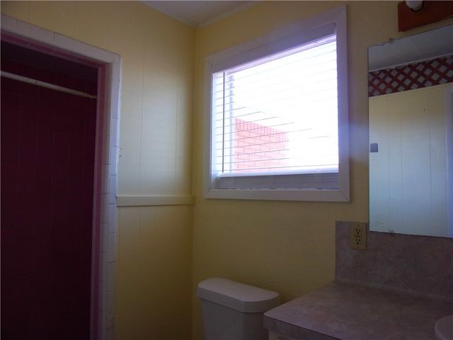 1914 Tarlton St, Corpus Christi, TX 78415