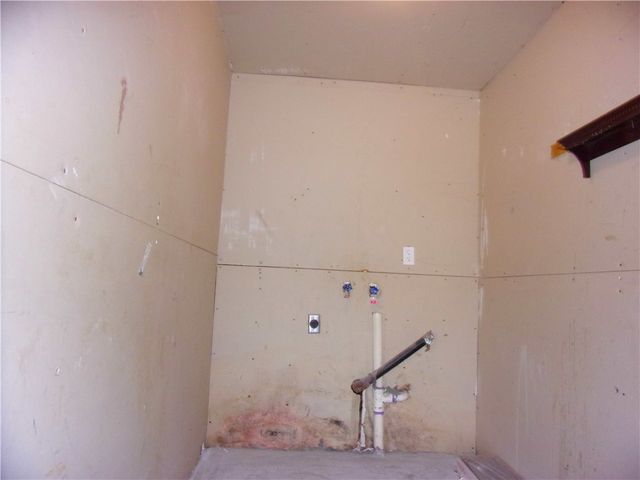 1914 Tarlton St, Corpus Christi, TX 78415