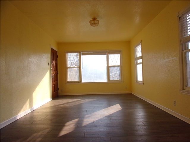 1914 Tarlton St, Corpus Christi, TX 78415