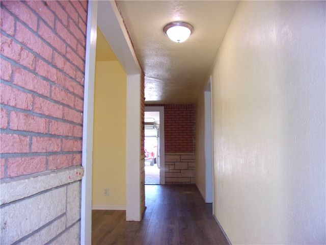 1914 Tarlton St, Corpus Christi, TX 78415