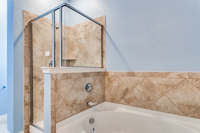 5513 Apple Grove Way, Fort Worth, TX 76123