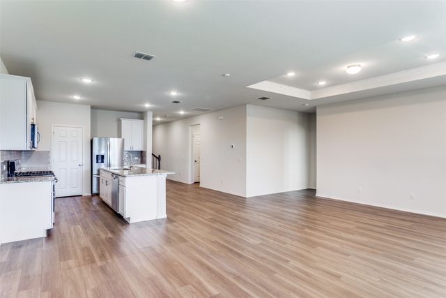 5513 Apple Grove Way, Fort Worth, TX 76123