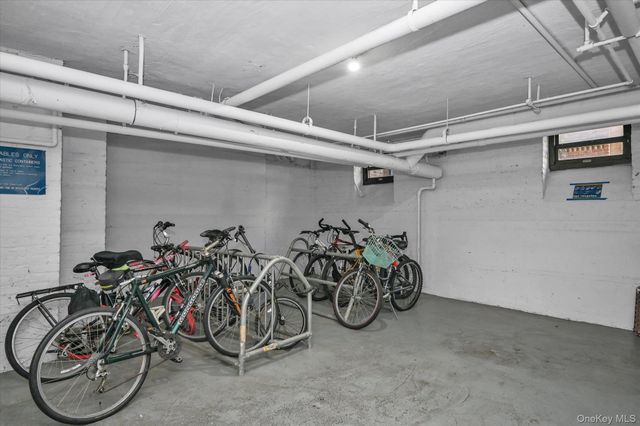 210 Martine Avenue 6M, White Plains, NY 10601