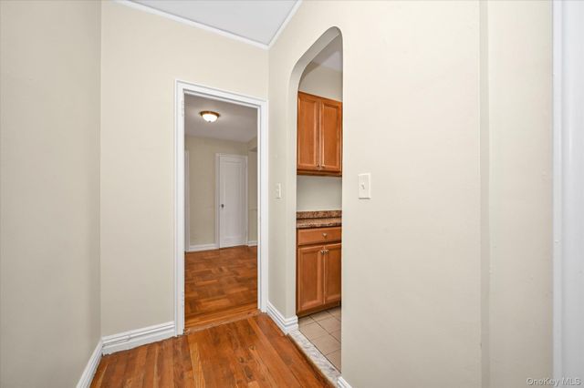 210 Martine Avenue 6M, White Plains, NY 10601