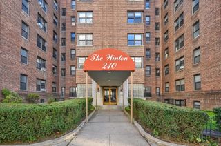210 Martine Avenue 6M, White Plains, NY 10601