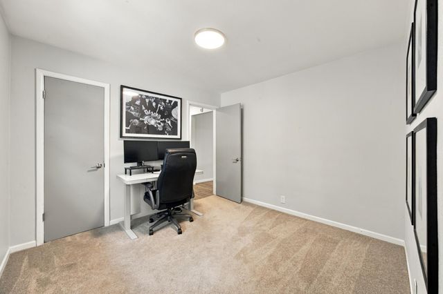 1409 18th Street S, Fargo, ND 58103