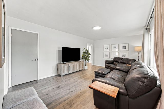 1409 18th Street S, Fargo, ND 58103