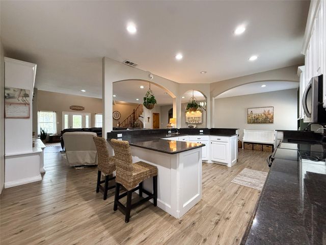 740 Bridget Avenue, Buffalo, TX 75831