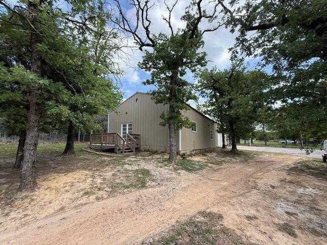 740 Bridget Avenue, Buffalo, TX 75831