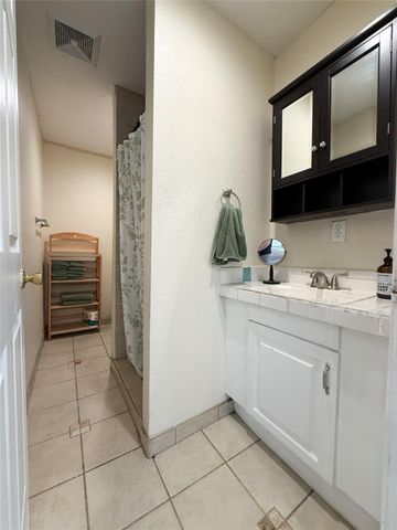 740 Bridget Avenue, Buffalo, TX 75831