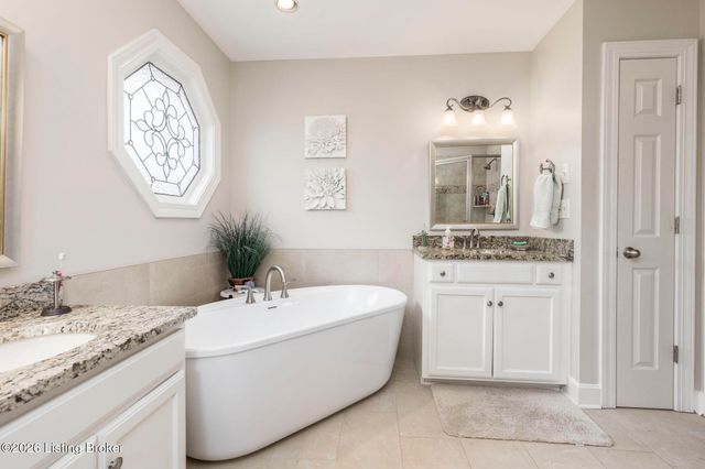 1614 Night Hawk Ct, Louisville, KY 40223