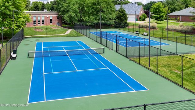 1614 Night Hawk Ct, Louisville, KY 40223