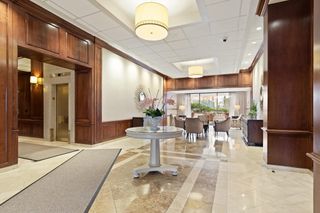 9 Hawthorne Place 2J, Boston, MA 02114