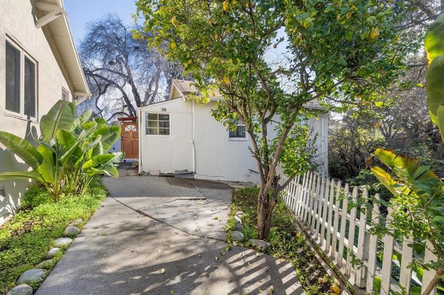 1139 Cornell Ave, Albany, CA 94706