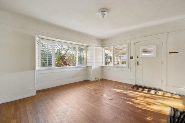 1139 Cornell Ave, Albany, CA 94706