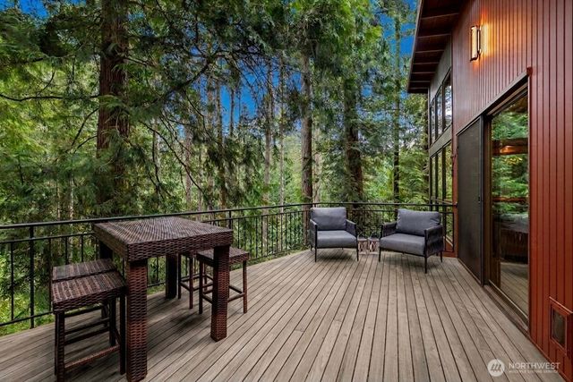 3518 129th Avenue NE, Bellevue, WA 98005