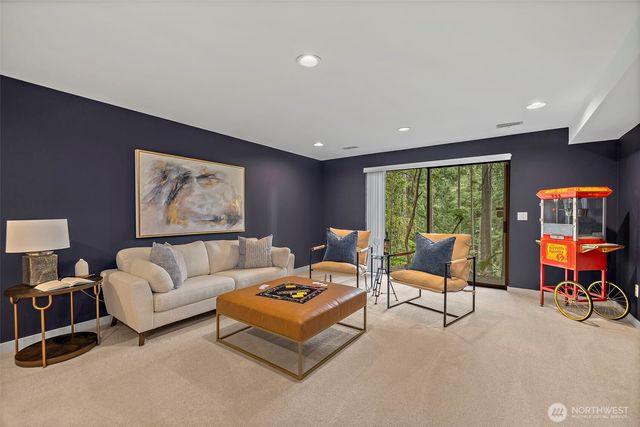 3518 129th Avenue NE, Bellevue, WA 98005