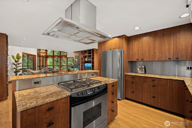 3518 129th Avenue NE, Bellevue, WA 98005