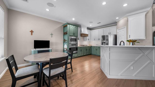 17226 Elverson Oaks Drive, Tomball, TX 77377