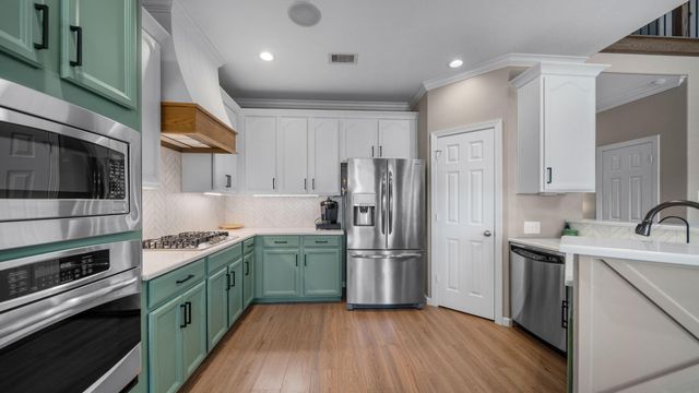 17226 Elverson Oaks Drive, Tomball, TX 77377