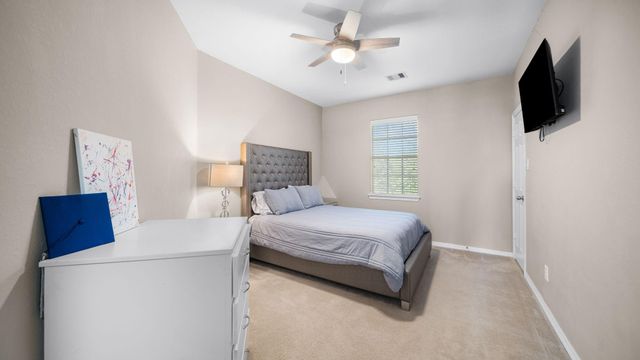 17226 Elverson Oaks Drive, Tomball, TX 77377