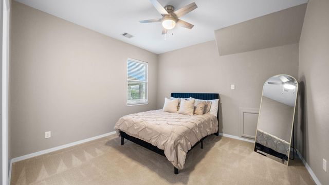 17226 Elverson Oaks Drive, Tomball, TX 77377