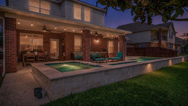 17226 Elverson Oaks Drive, Tomball, TX 77377