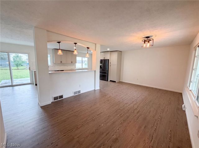 546 Kalene Court, Eastlake, OH 44095