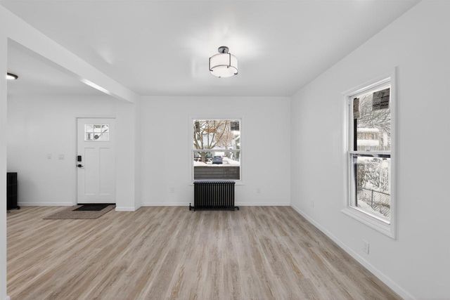 6616 20TH Avenue, Kenosha, WI 53143