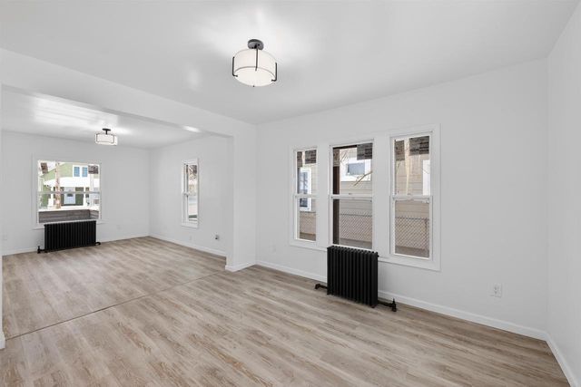 6616 20TH Avenue, Kenosha, WI 53143