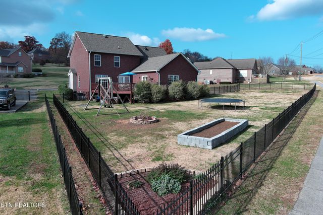 730 Deep Woods Lane, Seymour, TN 37865