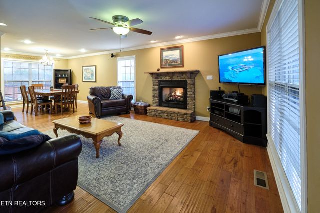 730 Deep Woods Lane, Seymour, TN 37865