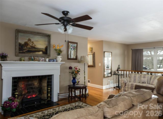 40 Forest Avenue, Granite Falls, NC 28630