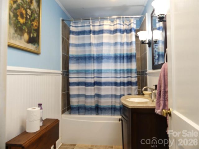 40 Forest Avenue, Granite Falls, NC 28630