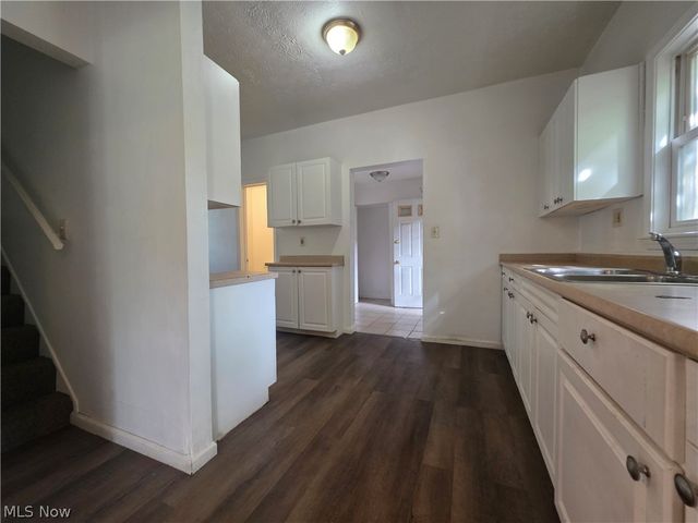 1705 E 84 Street, Cleveland, OH 44103