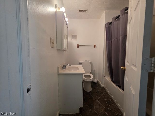 1705 E 84 Street, Cleveland, OH 44103