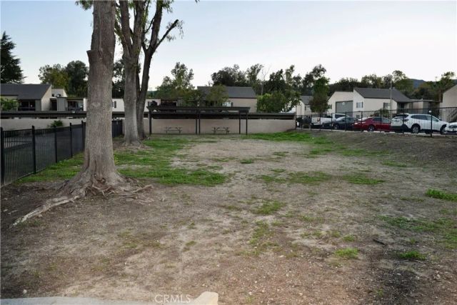 24525 W Trevino Drive U2, Valencia, CA 91355