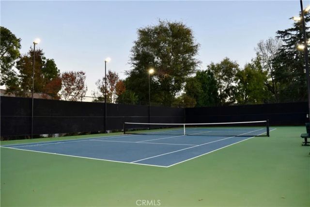 24525 W Trevino Drive U2, Valencia, CA 91355