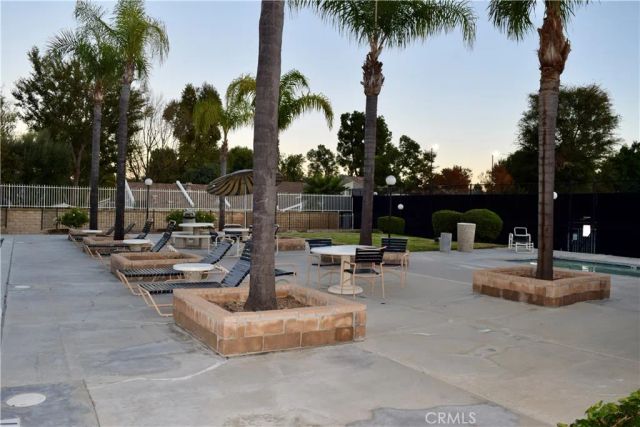 24525 W Trevino Drive U2, Valencia, CA 91355