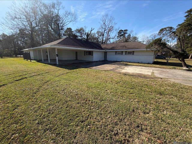 1771 N Woodcrest Ave, Denham Springs, LA 70726