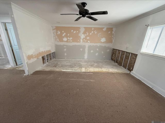 1771 N Woodcrest Ave, Denham Springs, LA 70726