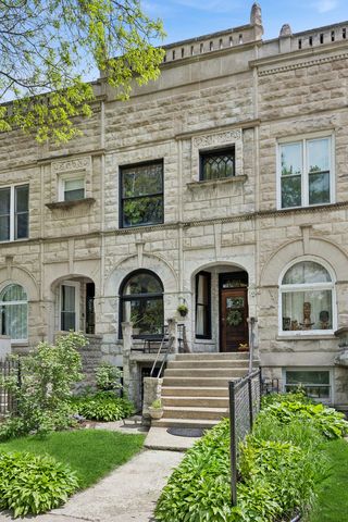 4451 S Ellis Avenue, Chicago, IL 60653