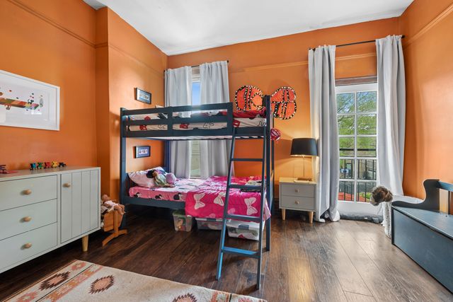 4451 S Ellis Avenue, Chicago, IL 60653