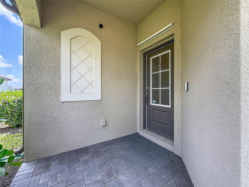 Image 28 of property listing at 5323 WHITE SAND COVE, Bradenton, FL 34211