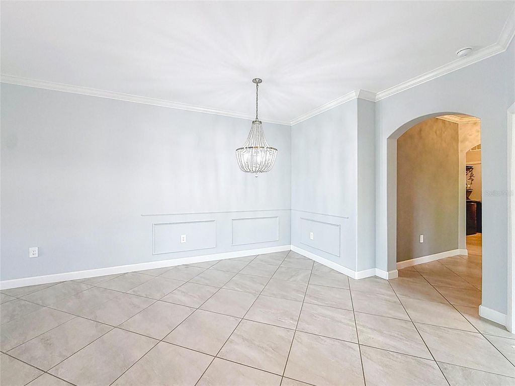 Image 38 of property listing at 5323 WHITE SAND COVE, Bradenton, FL 34211