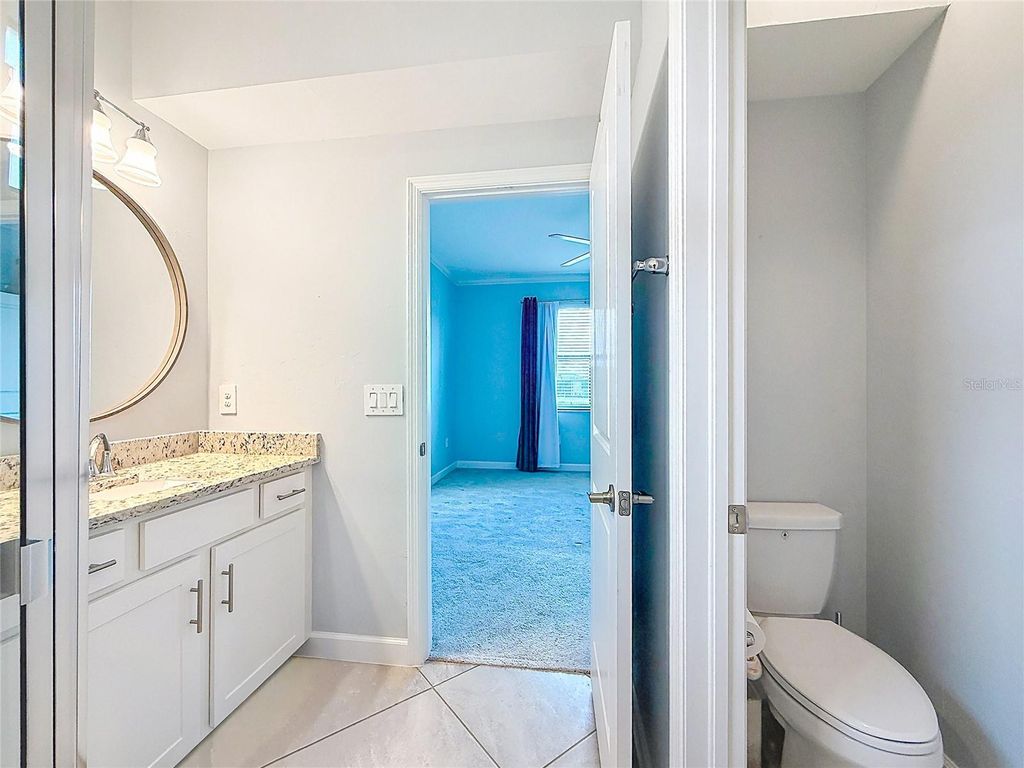 Image 50 of property listing at 5323 WHITE SAND COVE, Bradenton, FL 34211